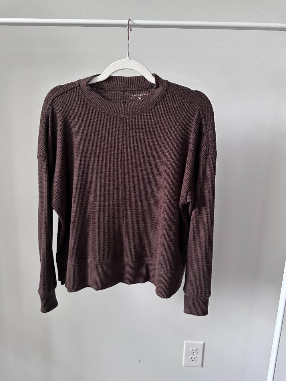 American Eagle AE Long Sleeve Plush Crew Neck Top Chocolate Brown Size Small